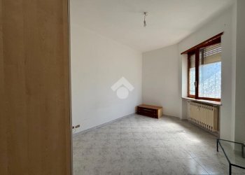 Three-room apartment Via Orti, Chivasso - photo 15
