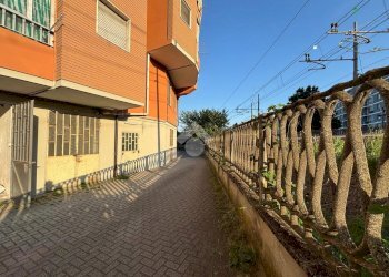 Box Via Blatta, Chivasso - photo 1