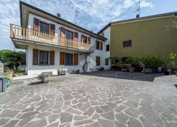 Semi-detached house via Matteotti, Campegine - photo 1