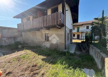 Casa indipendente Via santissima trinita', Varallo Pombia - foto 4
