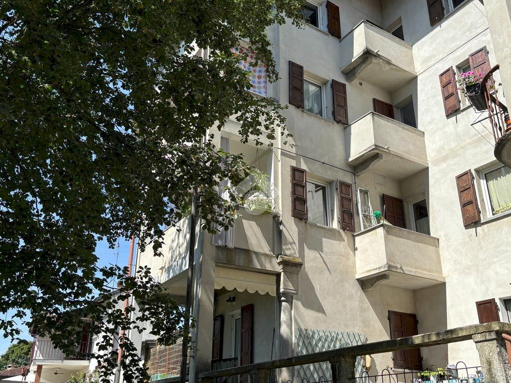 Three-room apartment Via giuseppe garibaldi, Castelletto Sopra Ticino - photo 1