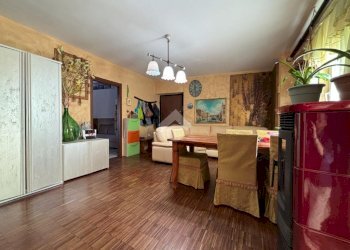 Three-room apartment Via giuseppe garibaldi, Castelletto Sopra Ticino - photo 4