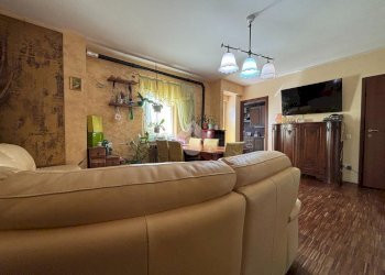 Three-room apartment Via giuseppe garibaldi, Castelletto Sopra Ticino - photo 8