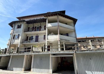 Three-room apartment Via giuseppe garibaldi, Castelletto Sopra Ticino - photo 31