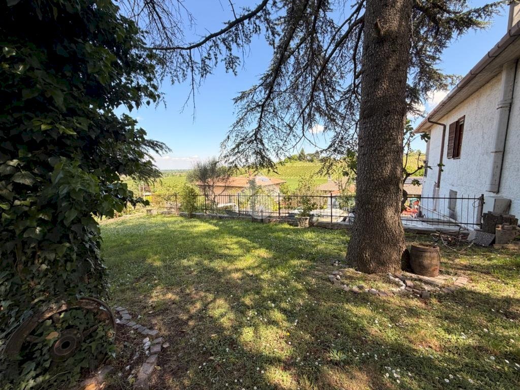 Villa Strada Virgo Pottens, Tortona - photo 1