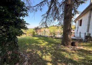 Villa Strada Virgo Pottens, Tortona - foto 1