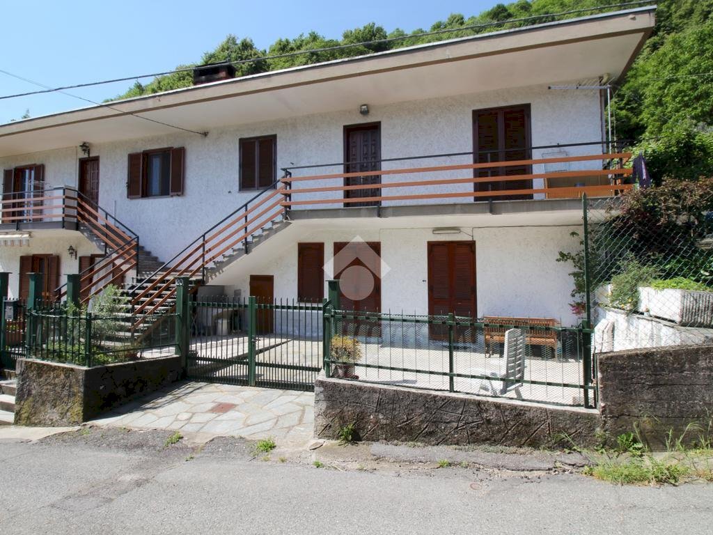 Semi-detached house Borgata Vivian, Inverso Pinasca - photo 1