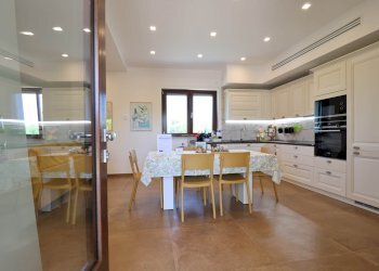 Villa Strada San Cataldo, Martina Franca - foto 4