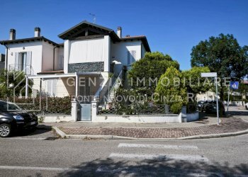 Bilocale Ravenna (zona Ponte Nuovo) - foto 1
