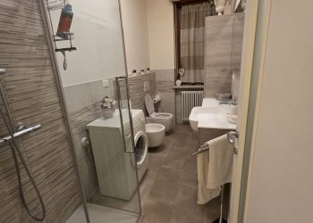 BAGNO - Trilocale Cuneo (zona Cuneo Nuova) - foto 2