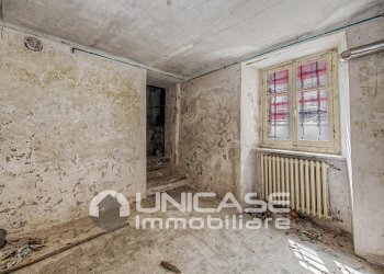Independent house Via Denina Carlo, 18, Barge - photo 22