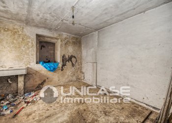 Independent house Via Denina Carlo, 18, Barge - photo 25