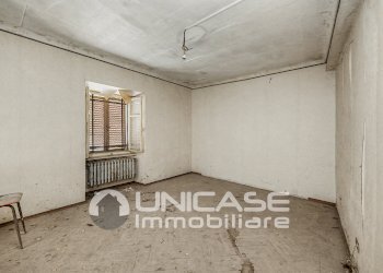 Independent house Via Denina Carlo, 18, Barge - photo 5