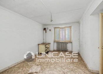 Independent house Via Denina Carlo, 18, Barge - photo 2