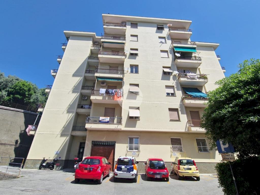 Three-room apartment Via della torrazza, Genova (neighborhood Prà) - photo 2