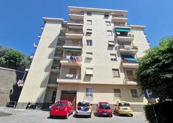Three-room apartment Via della torrazza, Genova (neighborhood Prà) - photo 2
