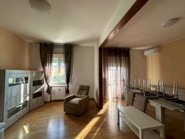 Four-room apartment Modena (neighborhood Circoscrizione 1) - photo 2