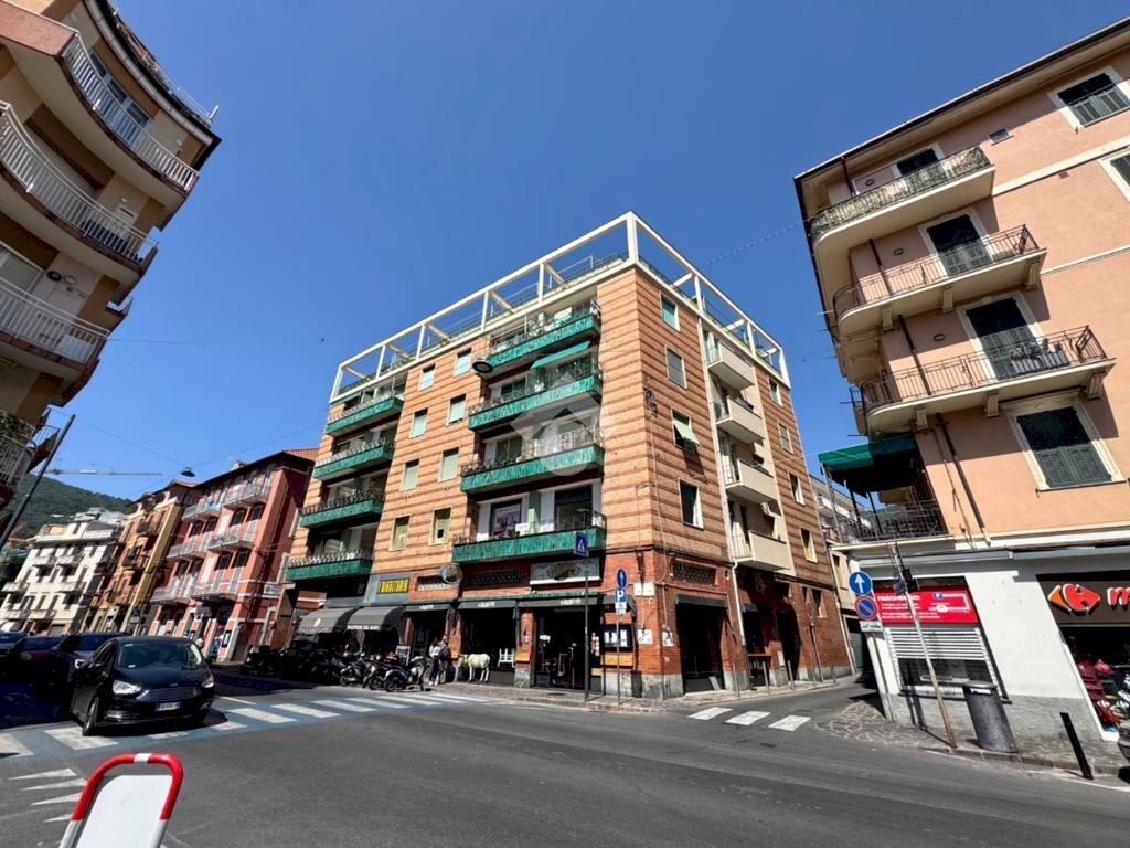 Four-room apartment Vico della chiusetta, Alassio - photo 1