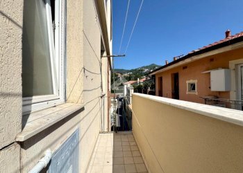 Four-room apartment Vico della chiusetta, Alassio - photo 15