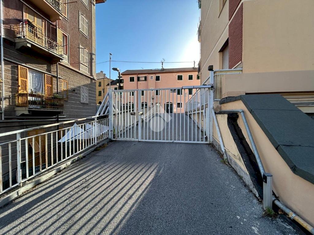 Box Via Domenico Oliva, Genova (neighborhood Sestri Ponente) - photo 3