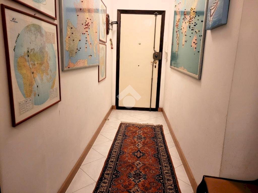 Four-room apartment Galleria Montallegro, Rapallo - photo 1