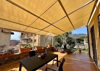 Four-room apartment Via Paolo Cappa, Finale Ligure - photo 3