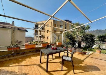 Four-room apartment Via Paolo Cappa, Finale Ligure - photo 5