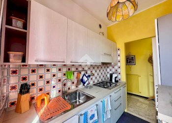 Four-room apartment Via Paolo Cappa, Finale Ligure - photo 8