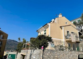Four-room apartment Via Paolo Cappa, Finale Ligure - photo 26