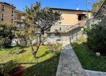 Four-room apartment Via Paolo Cappa, Finale Ligure - photo 33