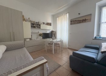 One-room apartment Carignano - photo 9