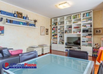 Attic Via Trottechien 55, 55, Aosta - photo 5