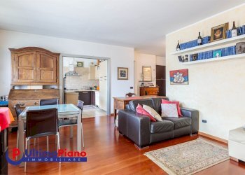 Attic Via Trottechien 55, 55, Aosta - photo 9