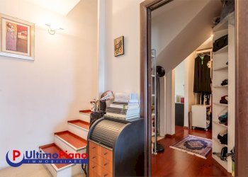 Attic Via Trottechien 55, 55, Aosta - photo 17
