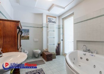 Attic Via Trottechien 55, 55, Aosta - photo 21