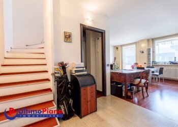 Attic Via Trottechien 55, 55, Aosta - photo 23