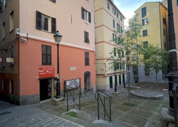 Foto 3 - Commercial Premises Piazza Durazzo, Genova - photo 3