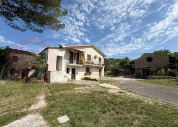 Foto 1 - Casa semi indipendente Via Fontanelle
 
65, Arce - foto 1