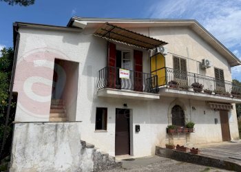 Foto 3 - Casa semi indipendente Via Fontanelle
 
65, Arce - foto 3