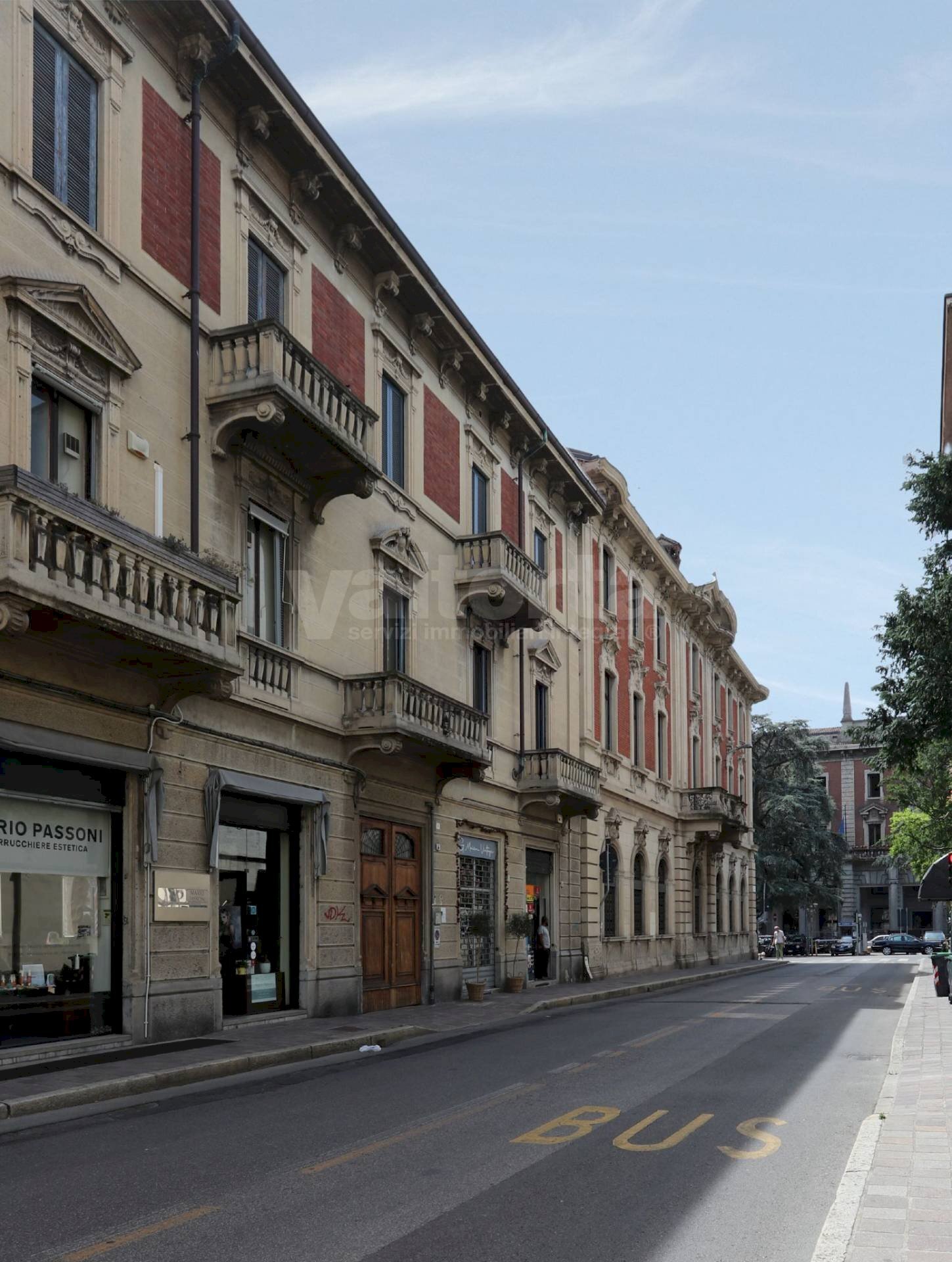 Foto 1 - Three-room apartment Via crispi
 
6, Monza - photo 1