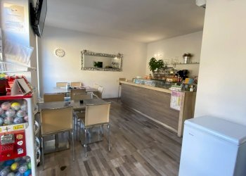 Foto 2 - Cafeteria - Cold Bar via clemente raimondi, Ello - photo 2