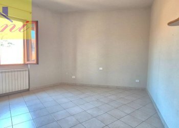 Foto 19 - Three-room apartment via vittorio veneto, Galbiate - photo 19