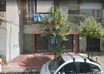 Edificio all\'aperto - Shop Vincenzo Ferrara
 
30-32, Casoria - photo 1