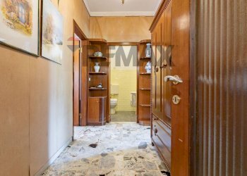 Hall / corridoio - Semi-detached house via magenta
25, Nerviano - photo 16