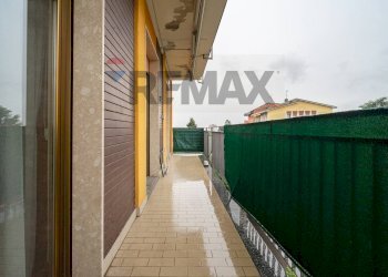 Balcone - Two-room apartment viale Rimembranze
 
5, Lainate - photo 7