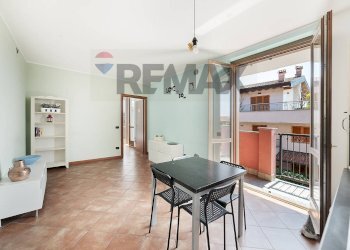 Sala da pranzo - Two-room apartment Via Marengoni
 
21, Trezzano Rosa - photo 2