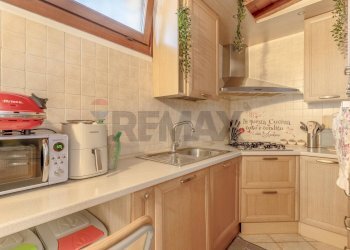 Cucina - Two-room apartment via Carabelli
22, Lainate - photo 8
