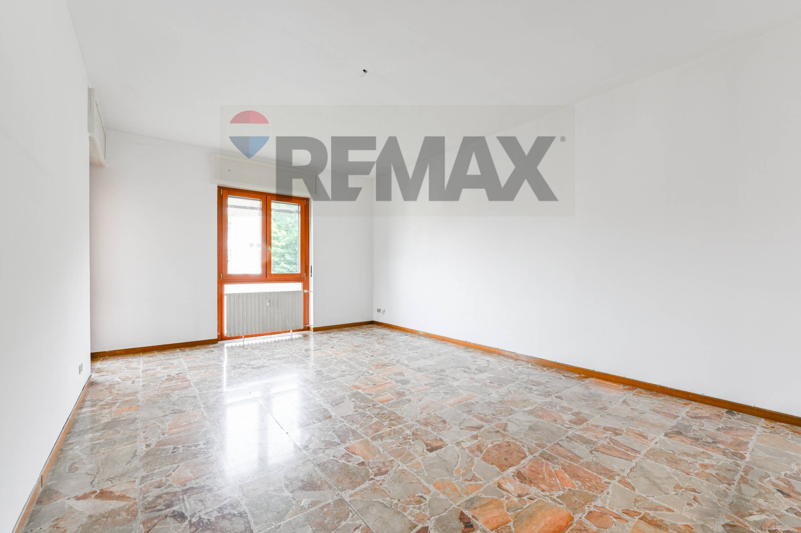 Stanza vuota - Trilocale Via Ambrogio Villa
8, Vedano al Lambro - foto 2