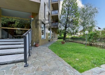 Edificio all\'aperto - Trilocale Via Ambrogio Villa
 
8, Vedano al Lambro - foto 26