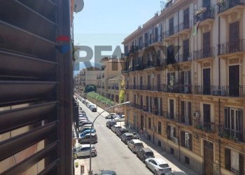 VISTA BALCONE - Apartment Via Alessio Narbone
34, Palermo - photo 12